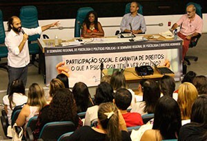 111314b-300x205.jpg