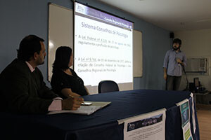 SET0115_03.jpg